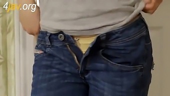 Friendly Fucking With Asian Beauties In Korean Movie