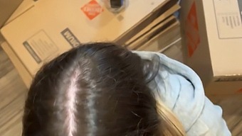 ナチュラルなおっぱいベイブからハードコアなpovフェラとフェイスファックを受けろ